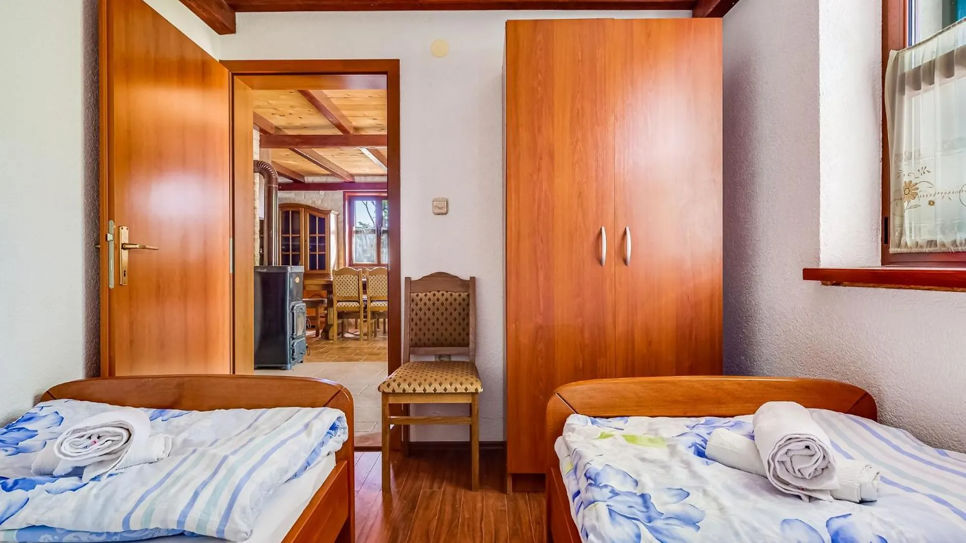 Holiday Home Natasa By Interhome Stankovci  0*, Stankovci (Zadar)